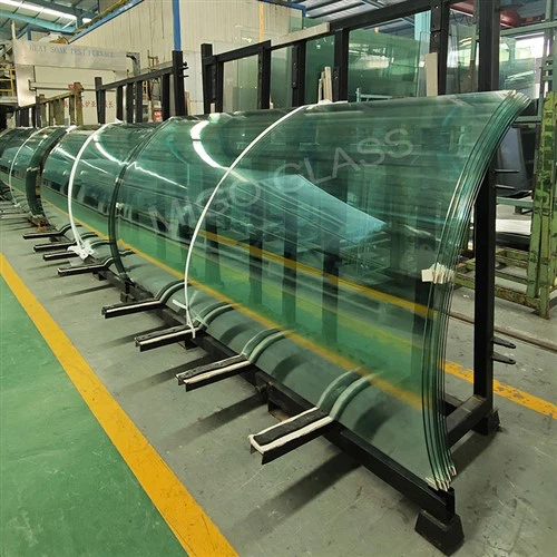 Hajlított edzett laminált üveg