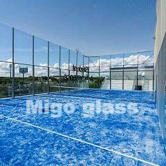 Üvegfalak a padel bíróságokhoz